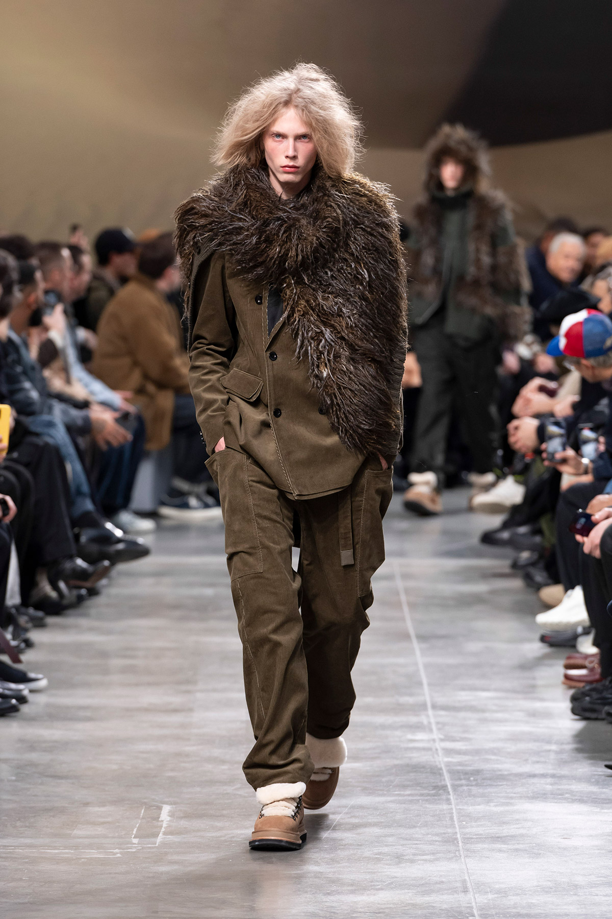 Sacai Spring 2025 Collection Review | The Fashionography