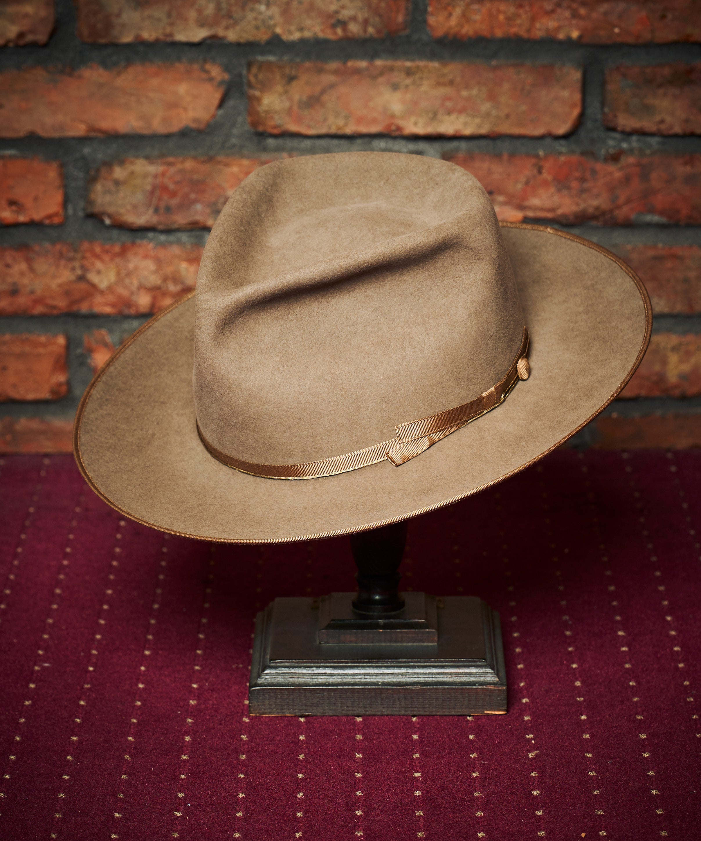 JOHNNY / 140g RABBIT – THE FAT HATTER