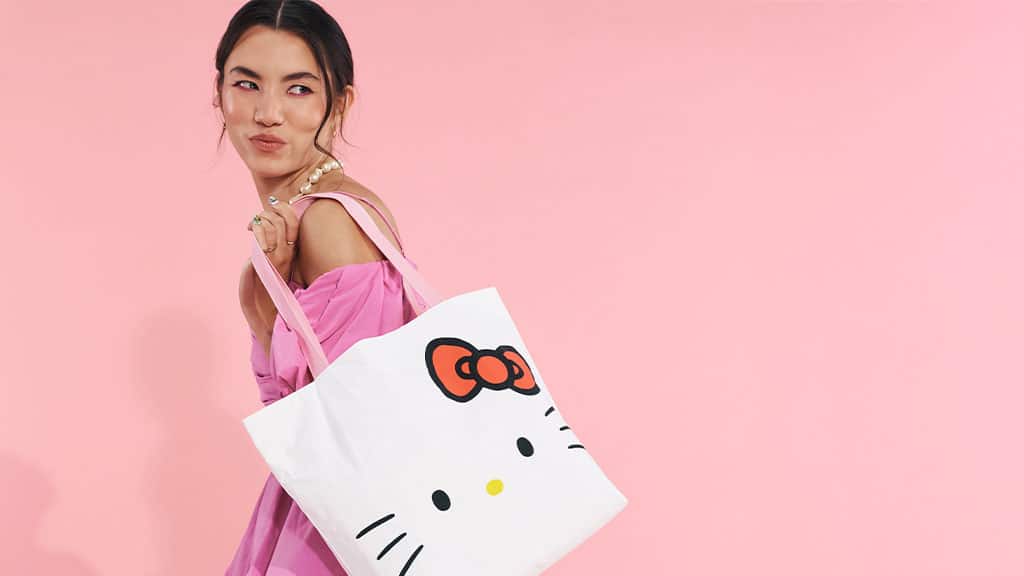 Say 'Aloha' to These Tropical Hello Kitty Accessories - The Pop