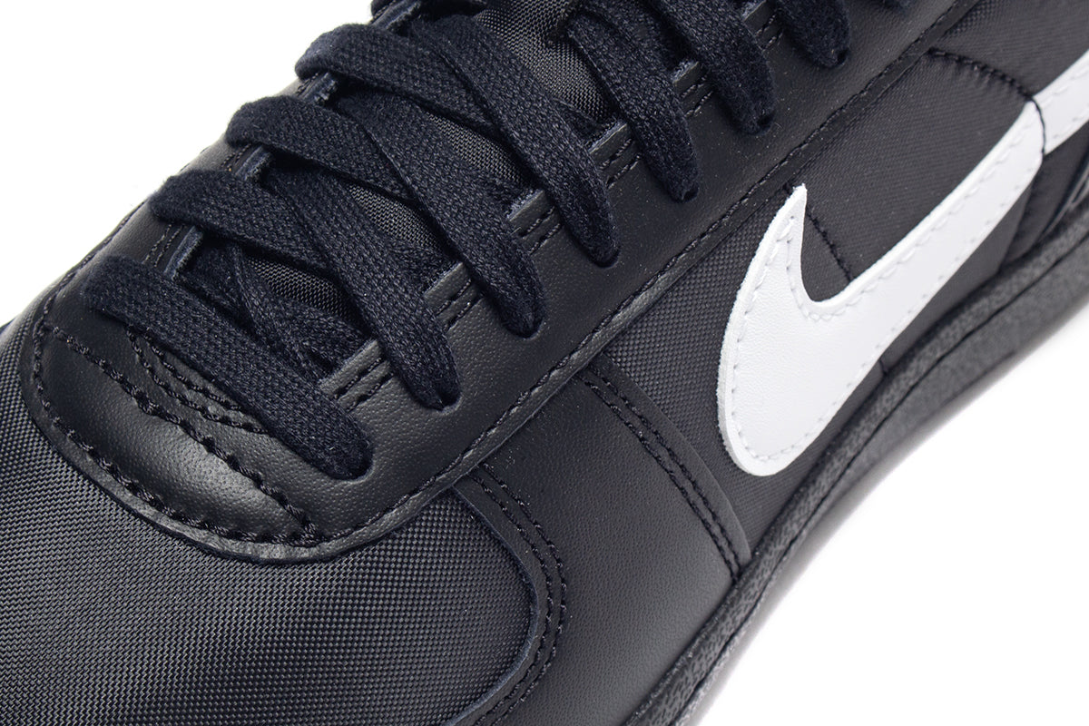 Field General '82 – Premier