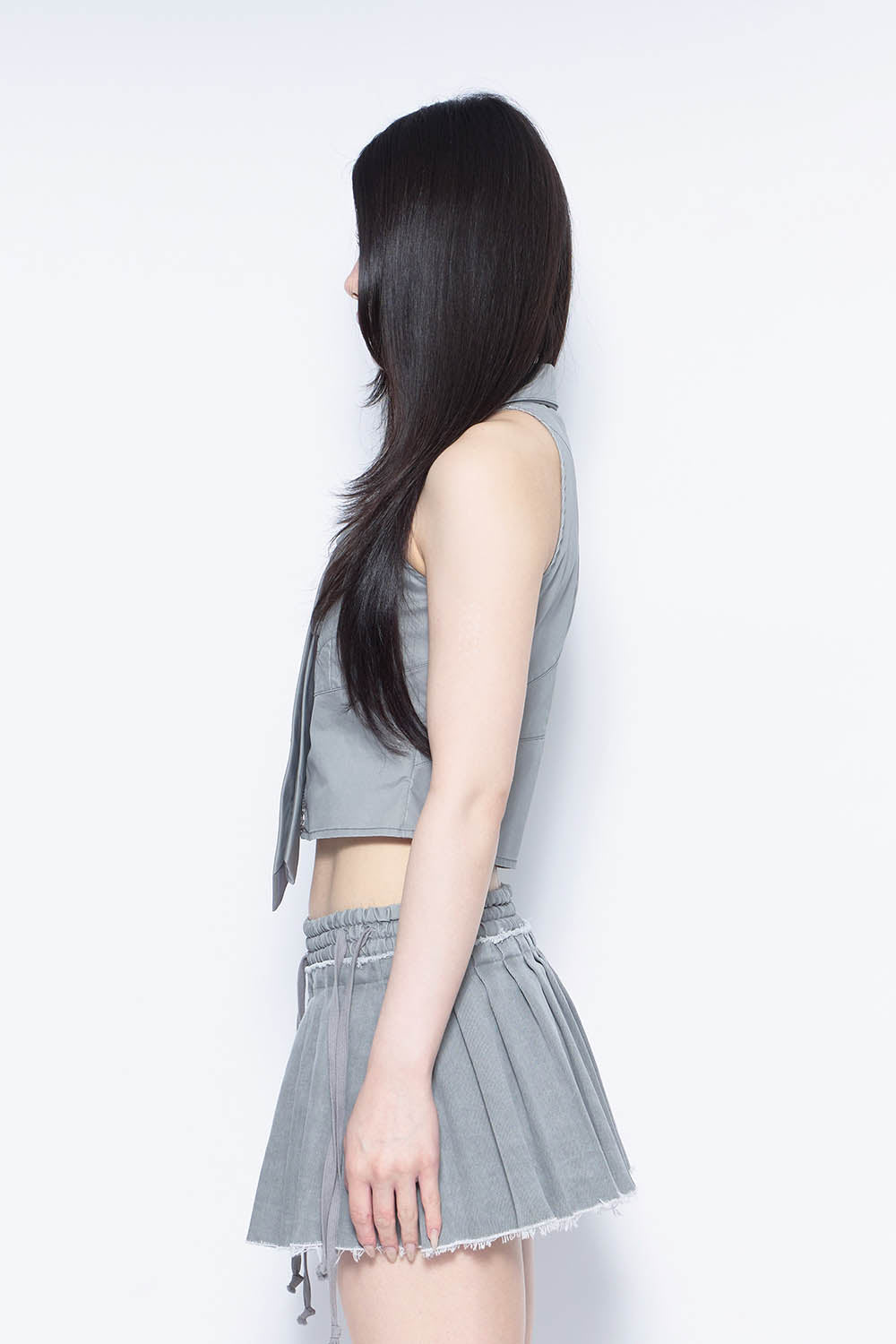 THEREDTHREAD / ザレッドスレッド】S tie shirt cropped