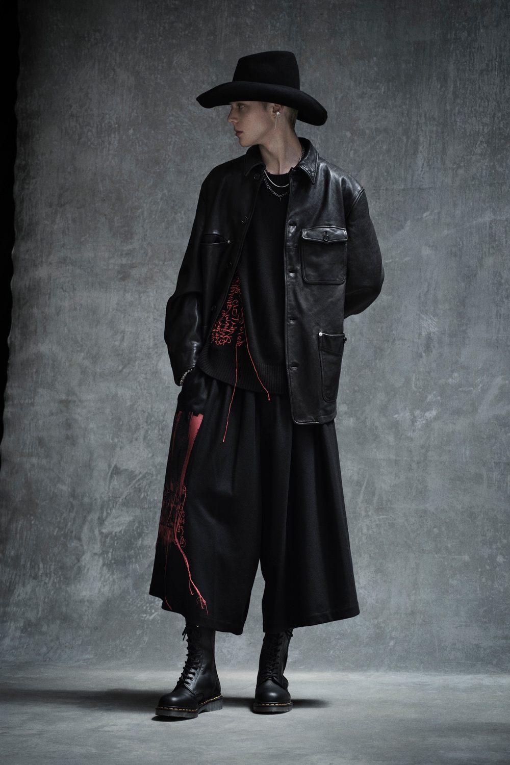 ASYMMETRIC BRASS MANTEL BRACELET(FREE SIZE Silver): S'YTE｜THE