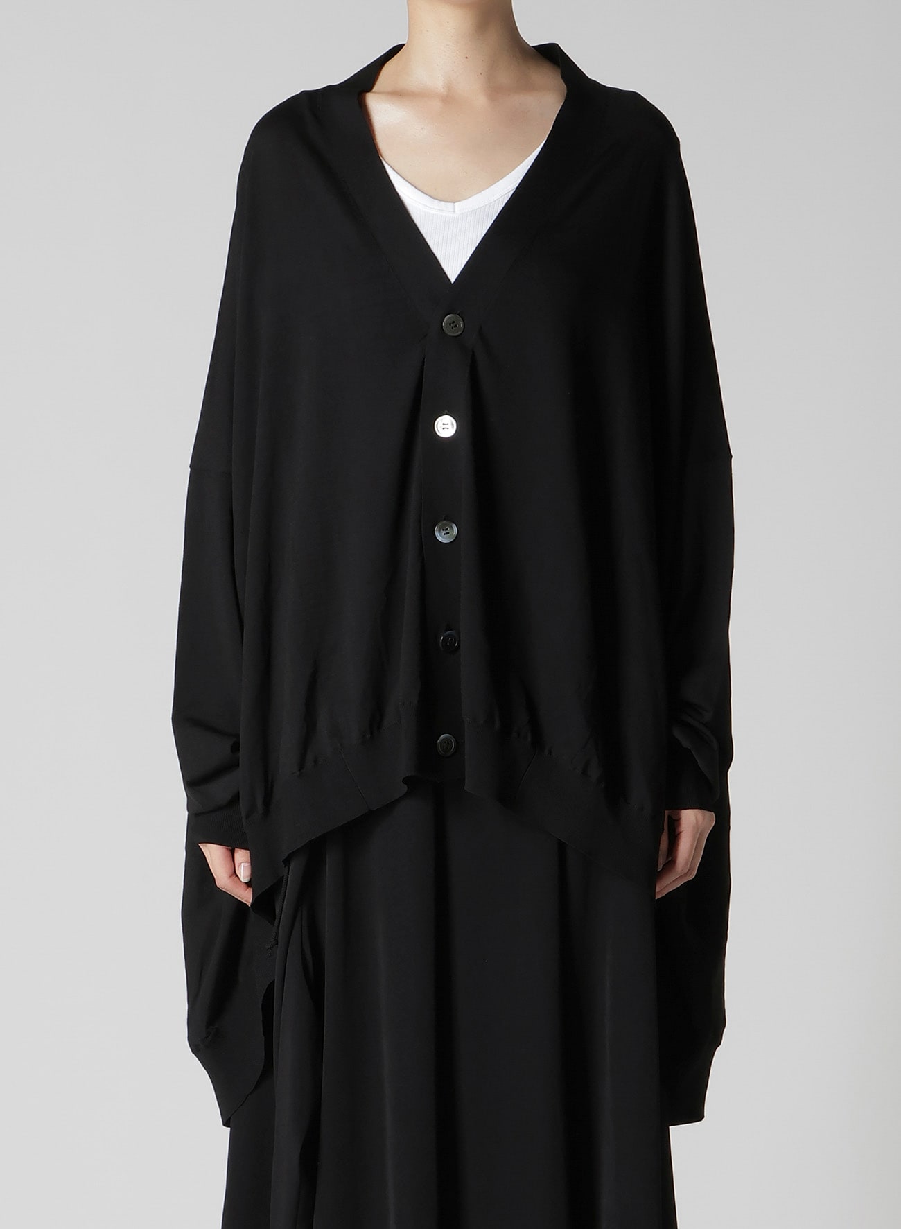RYO 18G V NECK CARDIGAN(S Black): Yohji Yamamoto｜THE SHOP YOHJI