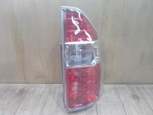 楽天市場】ノア テールランプ zrr70の通販
