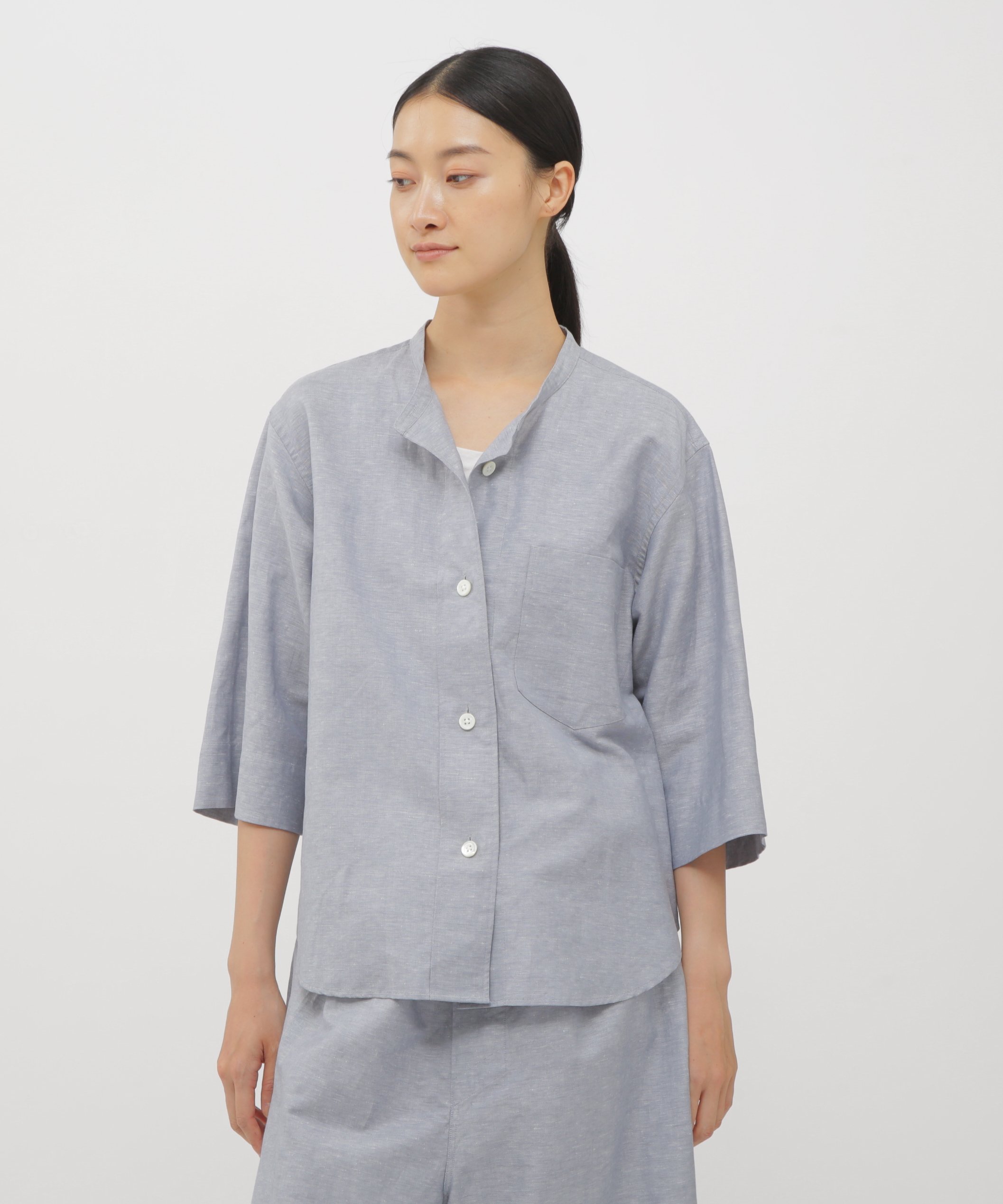 エムエイチエル 美品 MHL バンドカラーコットンリネンプルシャツ 1