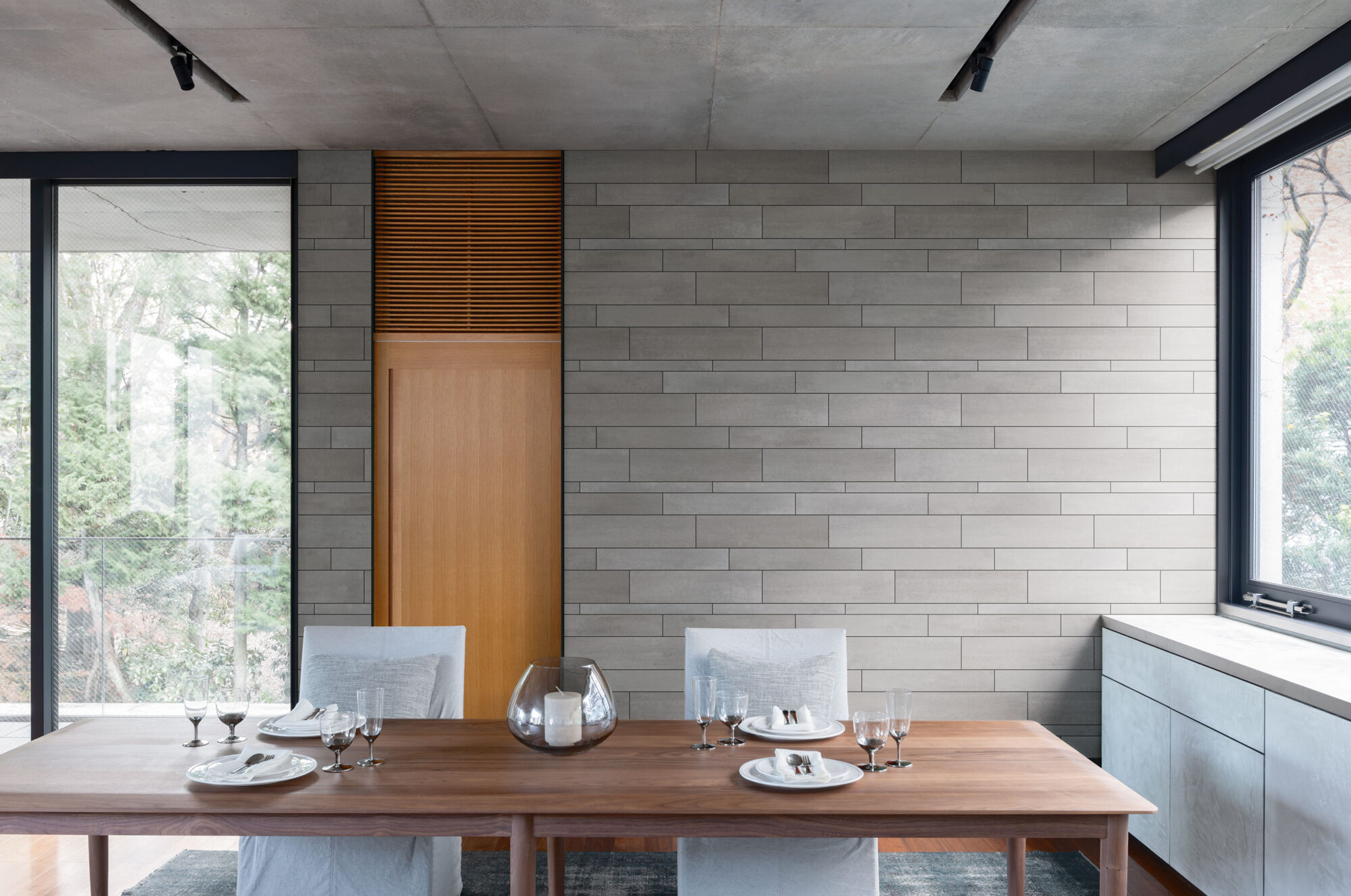 XT-216V-0560 | Hi-Ceramics | Hi-Ceramics | tiles by HiRATA TILE