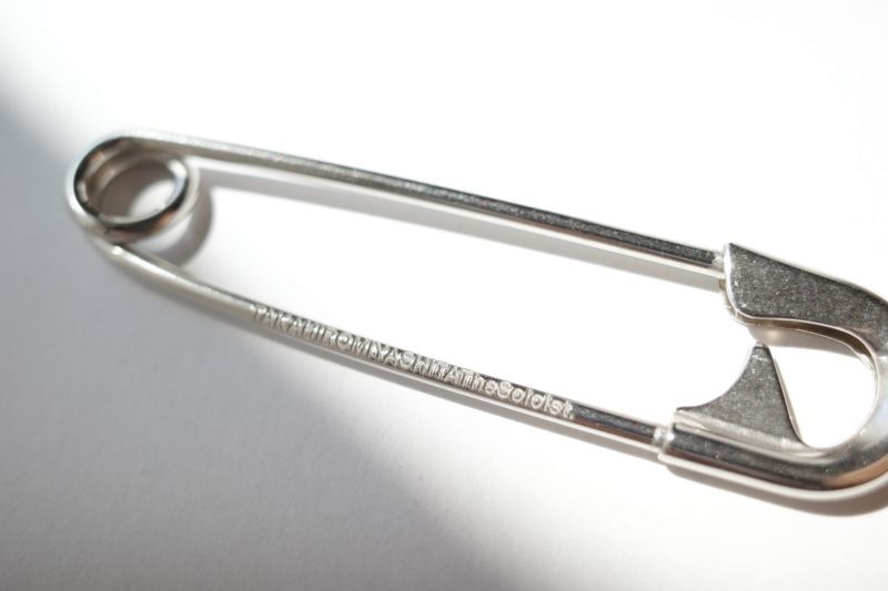 TAKAHIROMIYASHITATheSoloist. safety pin. 65mm - tity