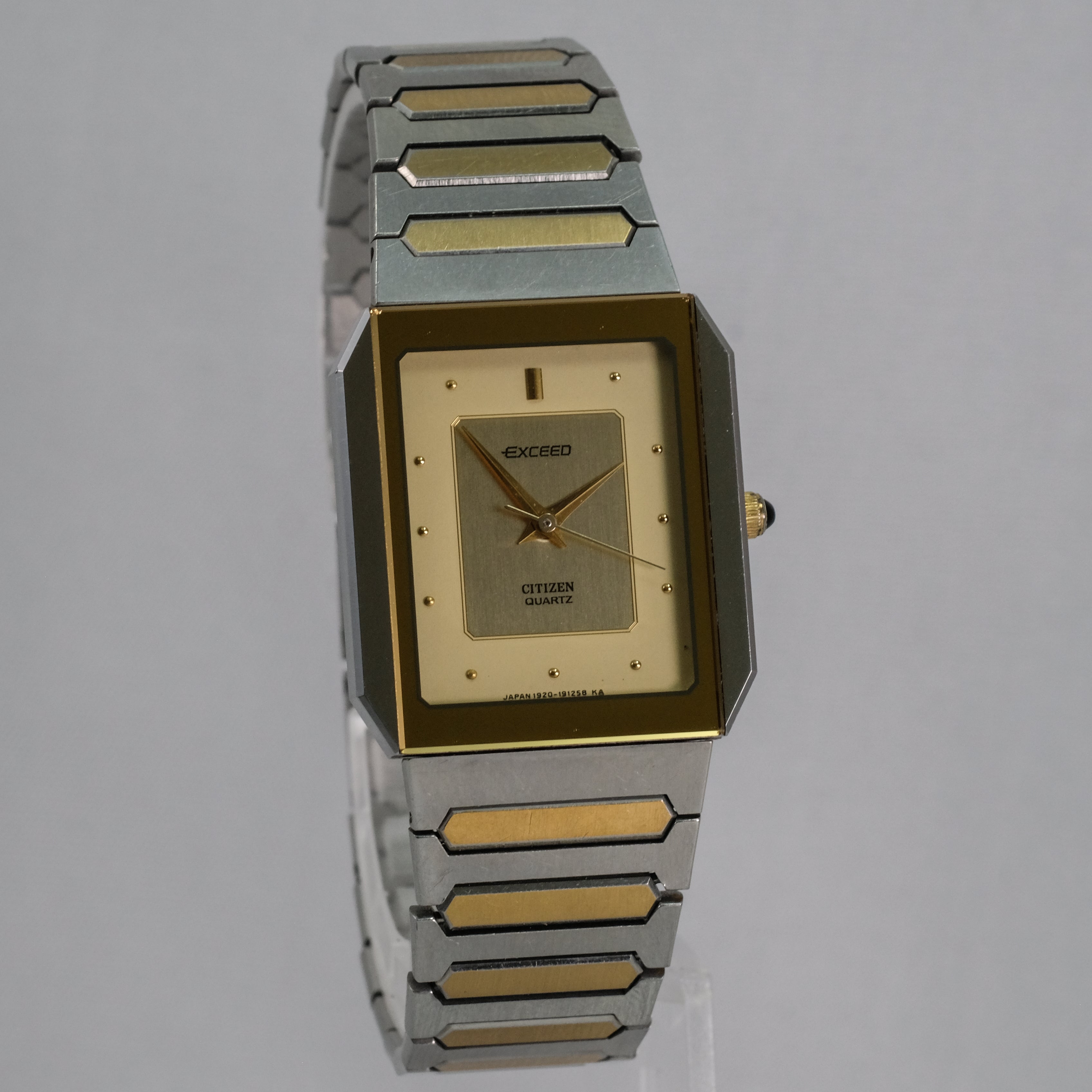 1982 Citizen Exceed 1930-191331 – TokeiMedic