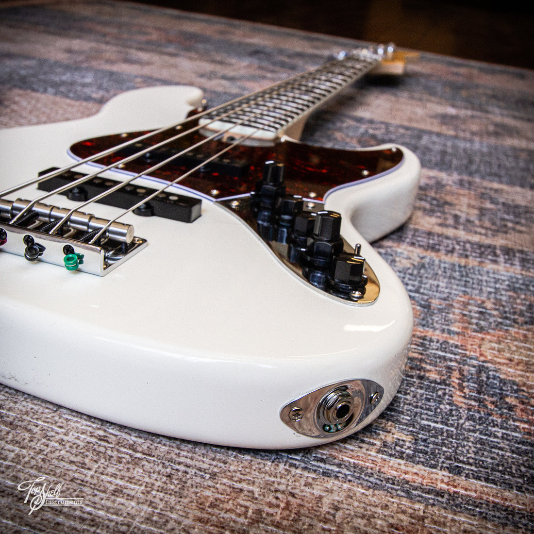 Sire Marcus Miller V7 Gen II Antique White 2023 – Topshelf Instruments