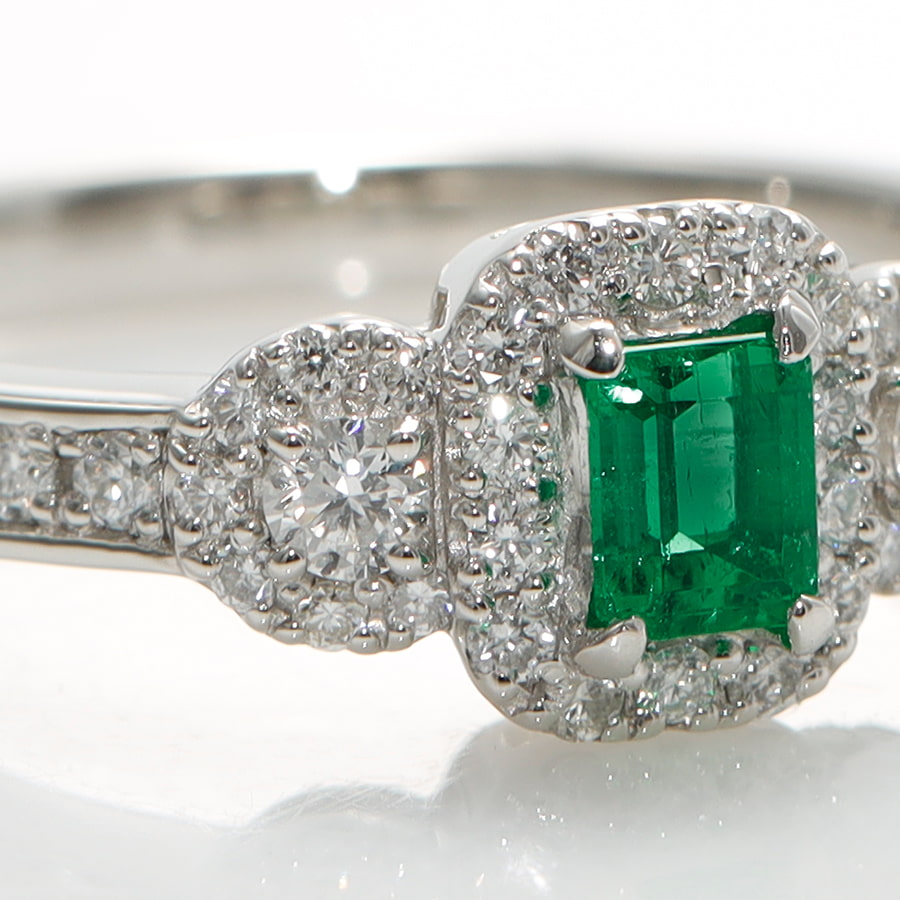 楽天市場】【SS限定 10％OFF！】【一点限り】 エメラルド リング 0.22