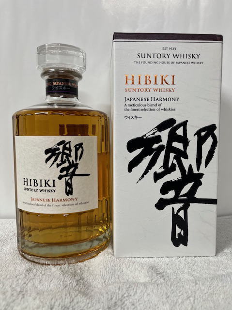 楽天市場】［同品6本で全国送料無料！！］ サントリー ウイスキー 響