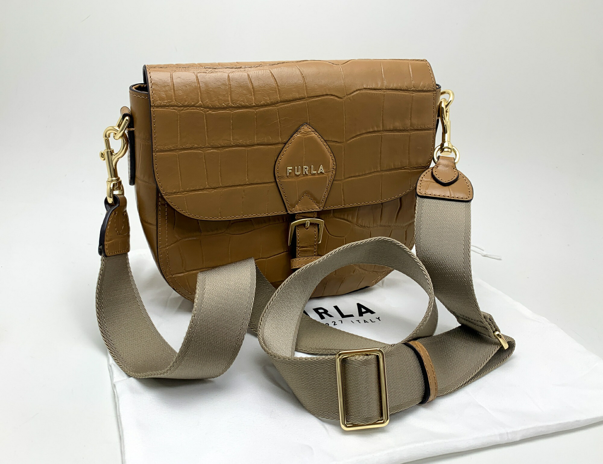 楽天市場】FURLA フルラ 茶系 ブラウン キャメル クロコ調 ショルダー