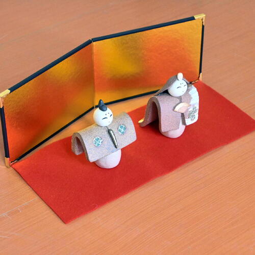 楽天市場】信楽焼き 明山ひな人形 セット雛人形 丸いフォルム立ち雛1