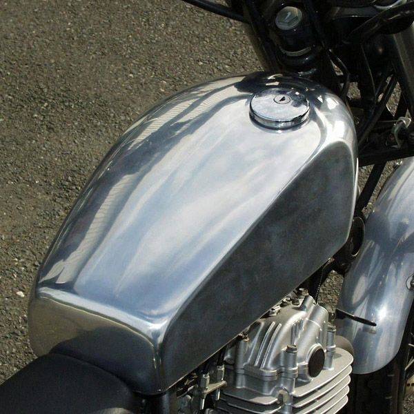 楽天市場】グラストラッカー タンク（パーツ｜バイク用品）：車用品