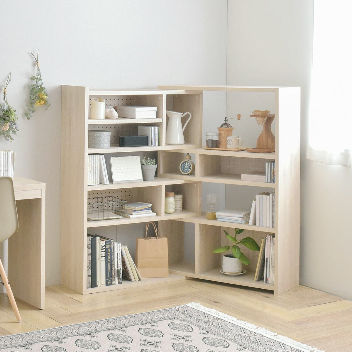 楽天市場】コーナーラックとしても使える伸長式アクセントシェルフ