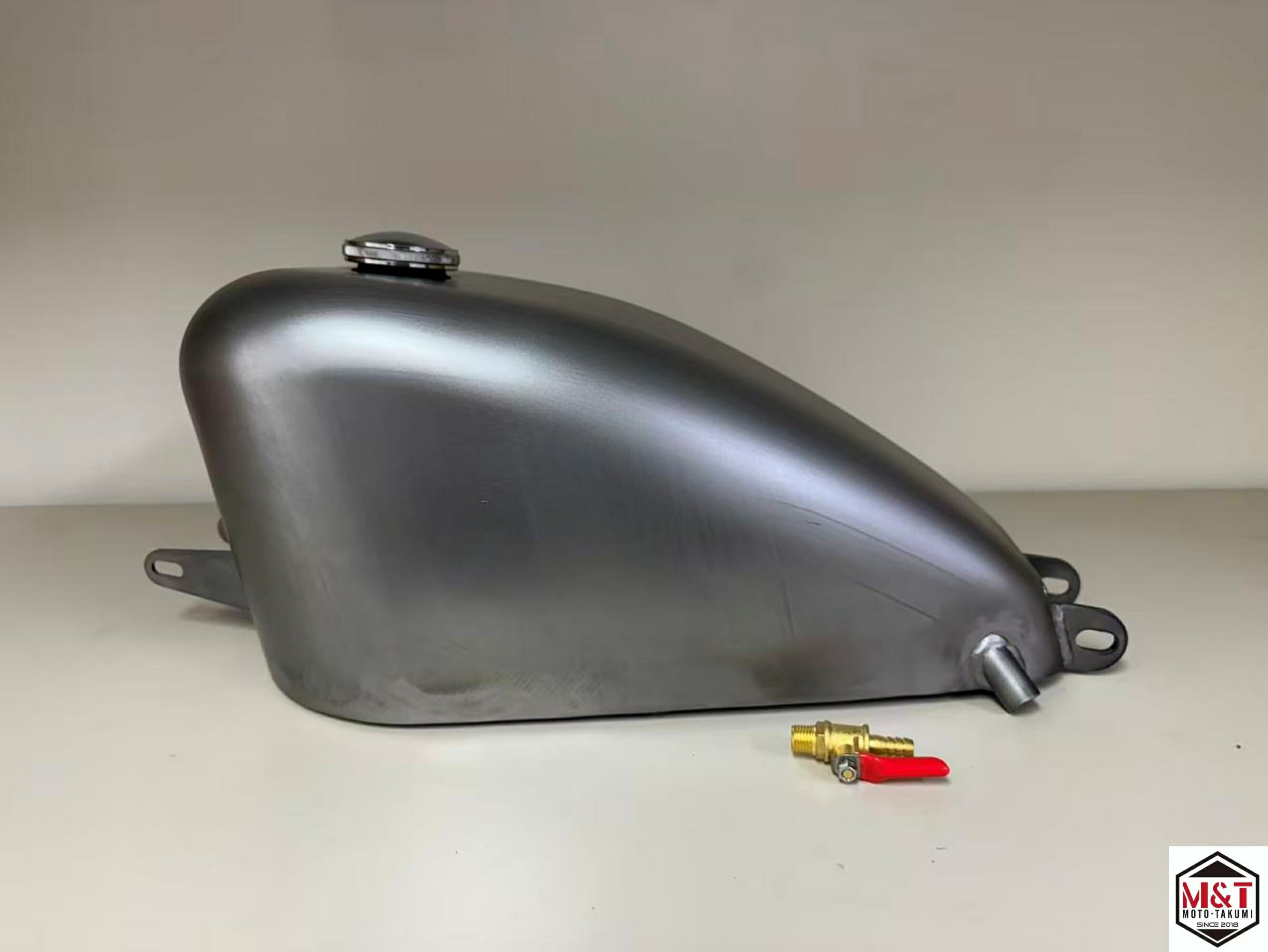 楽天市場】T-93 ハーレー ダイナ用 Dyna FXD スポーツスタータンク