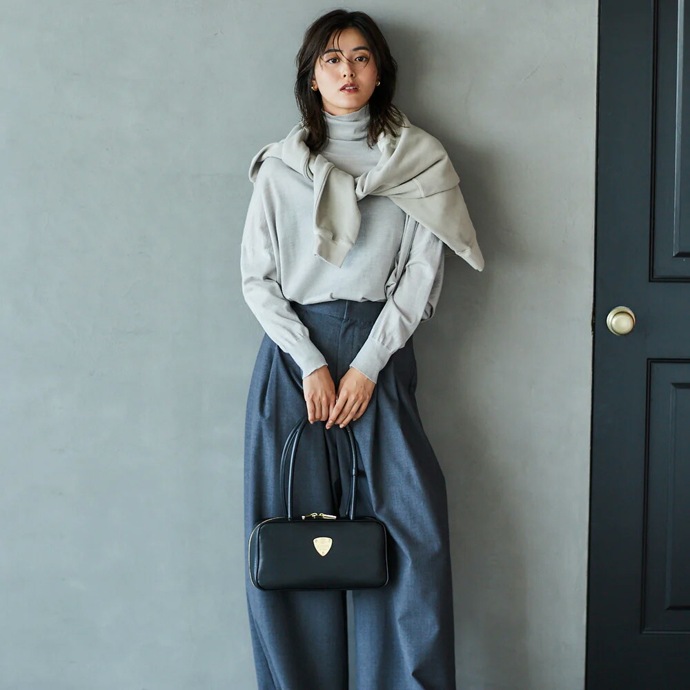 楽天市場】【ATAO公式】Lungoルンゴ ミニボストン 横長 小さめ 肩掛け