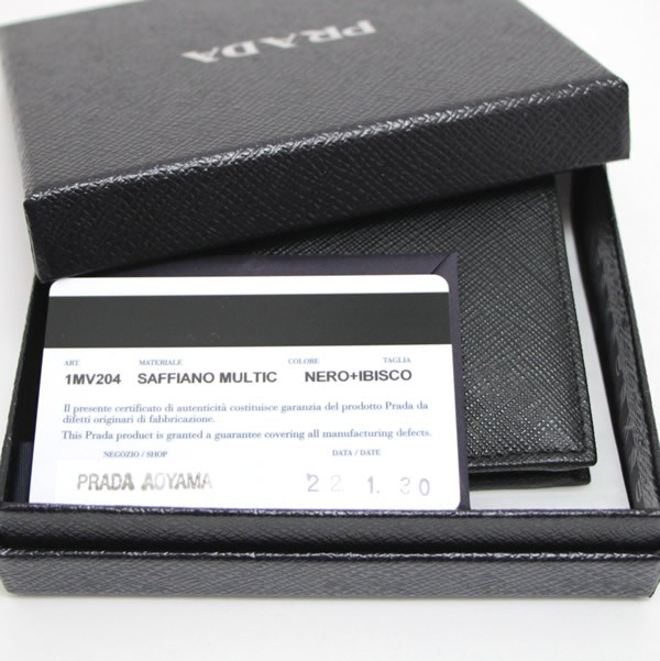 楽天市場】未使用 プラダ PRADA 二つ折り 財布 サフィアーノ レザー 黒