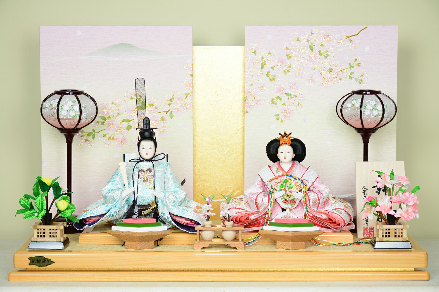 楽天市場】平安道翠 雛人形 刺繍秀芥子親王 変則三曲屏風 遠山桜 30cm