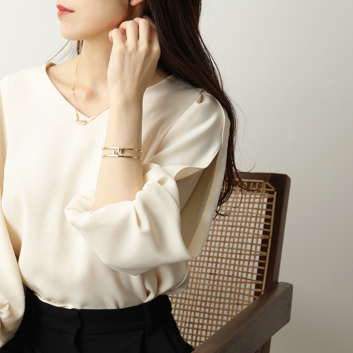 楽天市場】FENDI フェンディ バングル 8AH326 B08 レディース オー