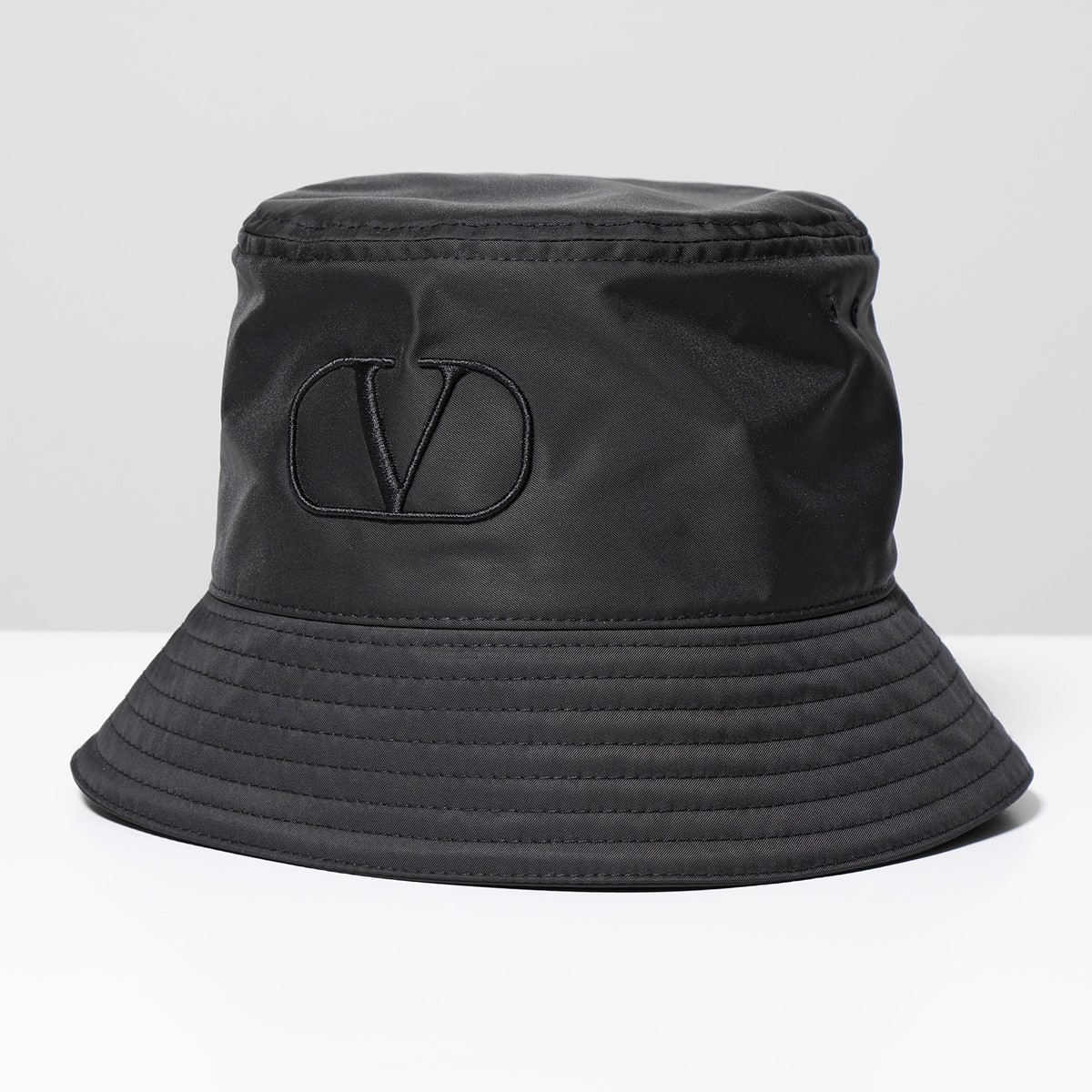楽天市場】VALENTINO ヴァレンティノ バケットハット 1Y2HGA11NYB