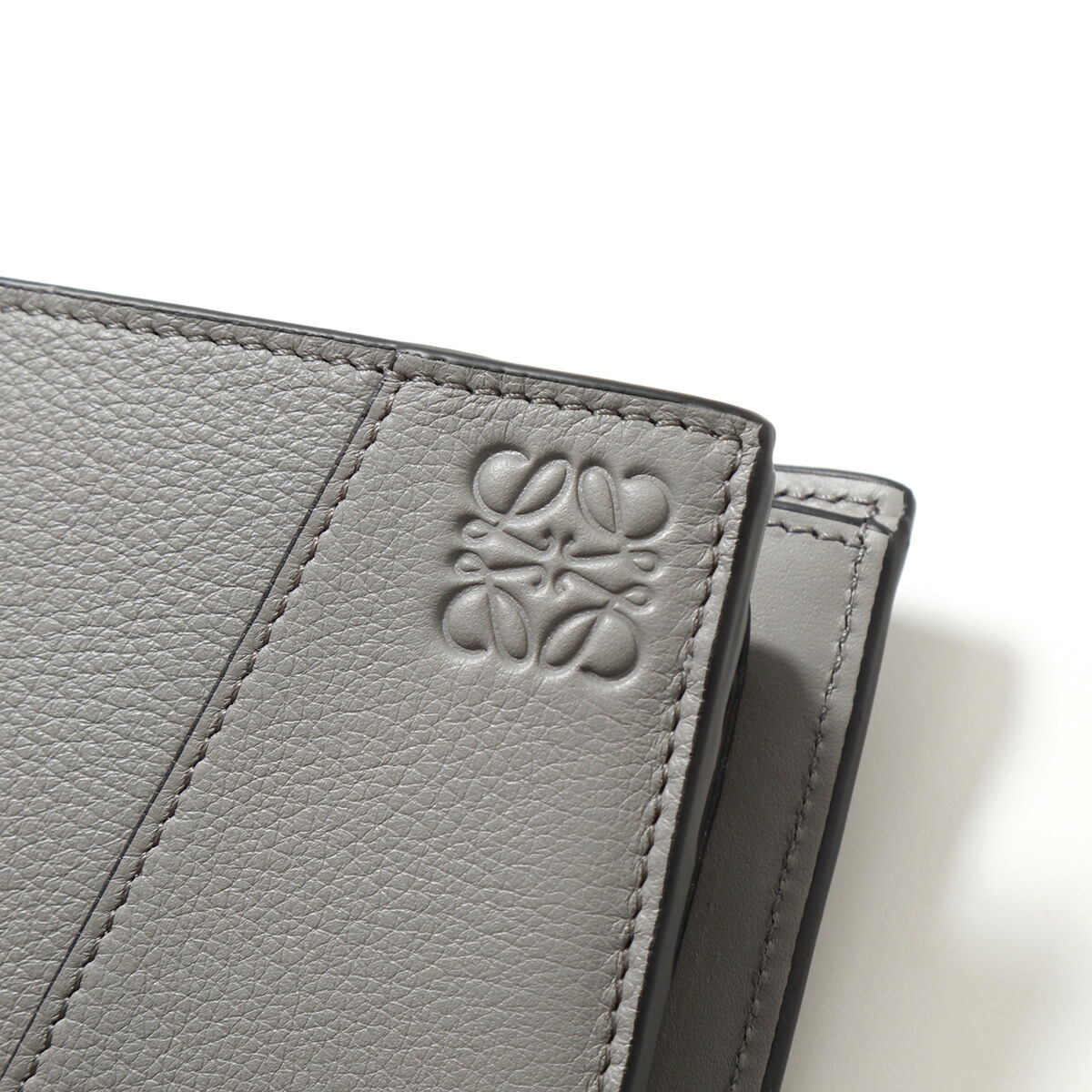 楽天市場】LOEWE ロエベ 二つ折り財布 PUZZLE BIFOLD パズル バイ