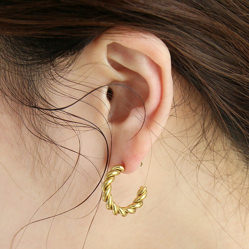 楽天市場】【MAX50%OFFクーポン発行中】ピアス ツイストピアス S