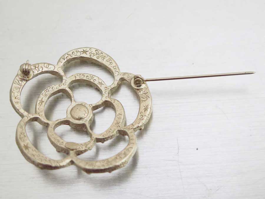 楽天市場】シャネル CHANEL ブローチ カメリア ゴールドxホワイトx