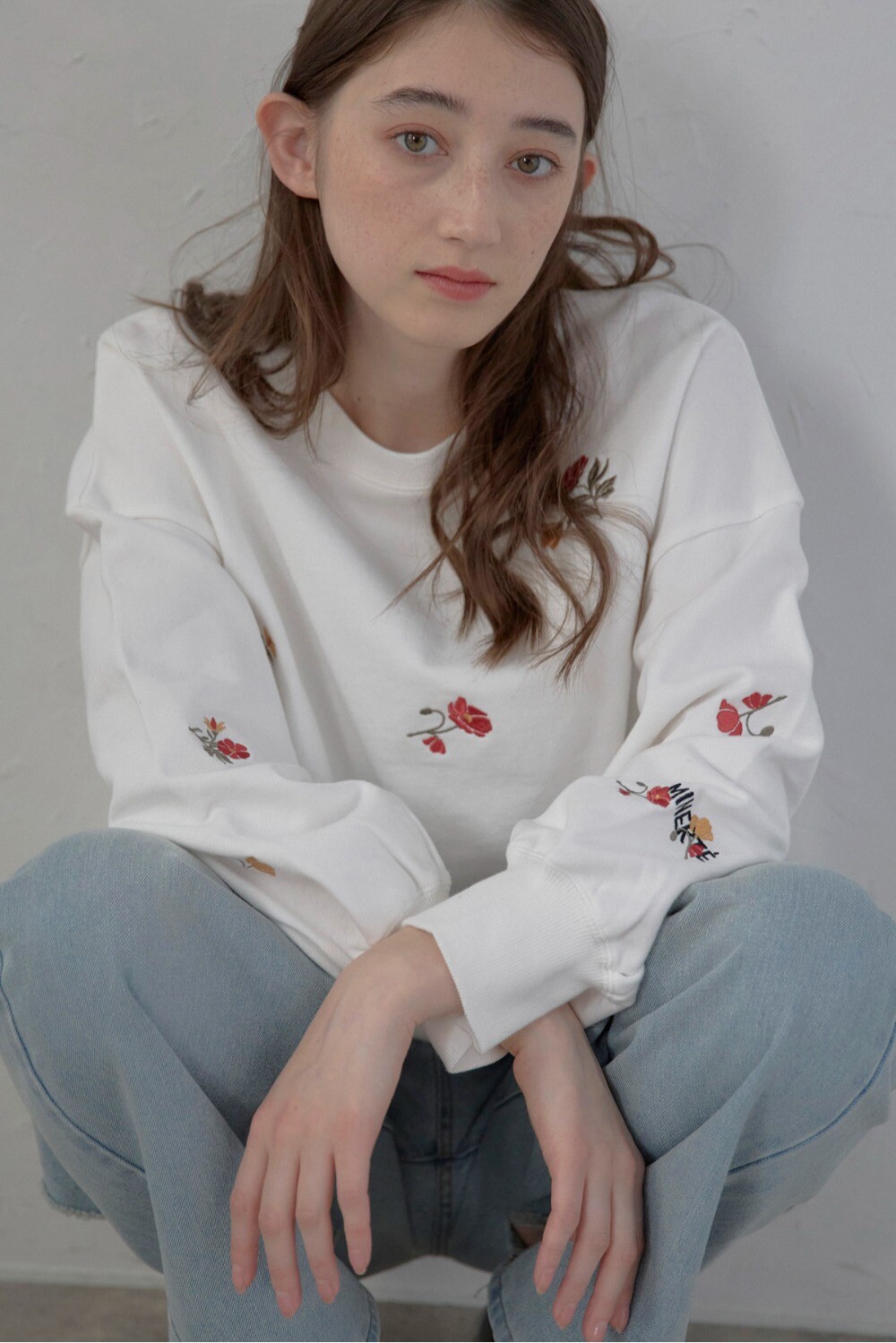 楽天市場】random flower embroidery logo pullover / 花柄刺繍ロゴ