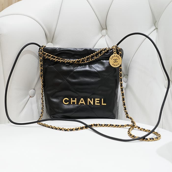 楽天市場】シャネル CHANEL22 ミニハンドバッグ AS3980 シャイニー
