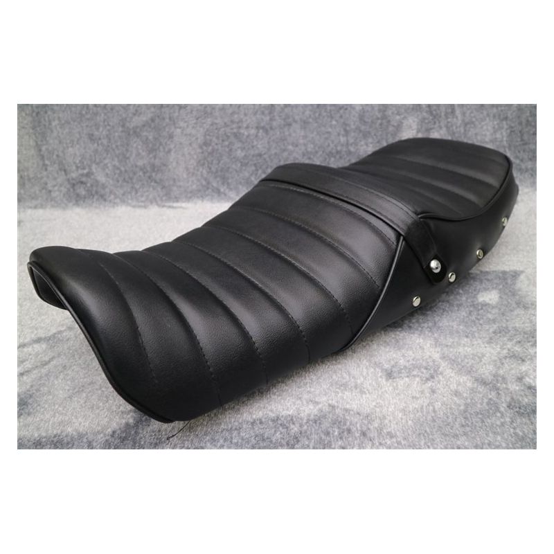 楽天市場】XJR400 後期 黒 皮 鋲 打ち タックロール シート