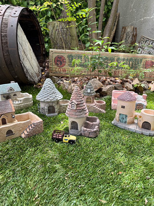 楽天市場】外国のおうち グリーンポット （No.8） 植木鉢 多肉植物