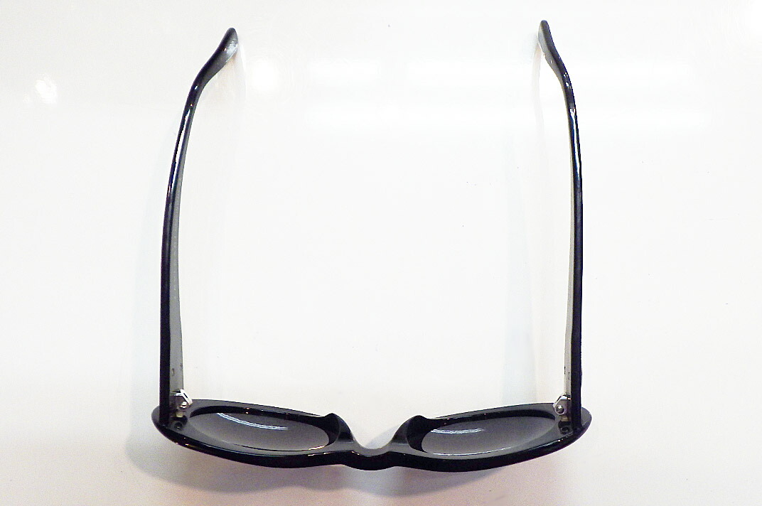 楽天市場】BVLGARI(ブルガリ）サングラス ブラック 外箱・ケース付き