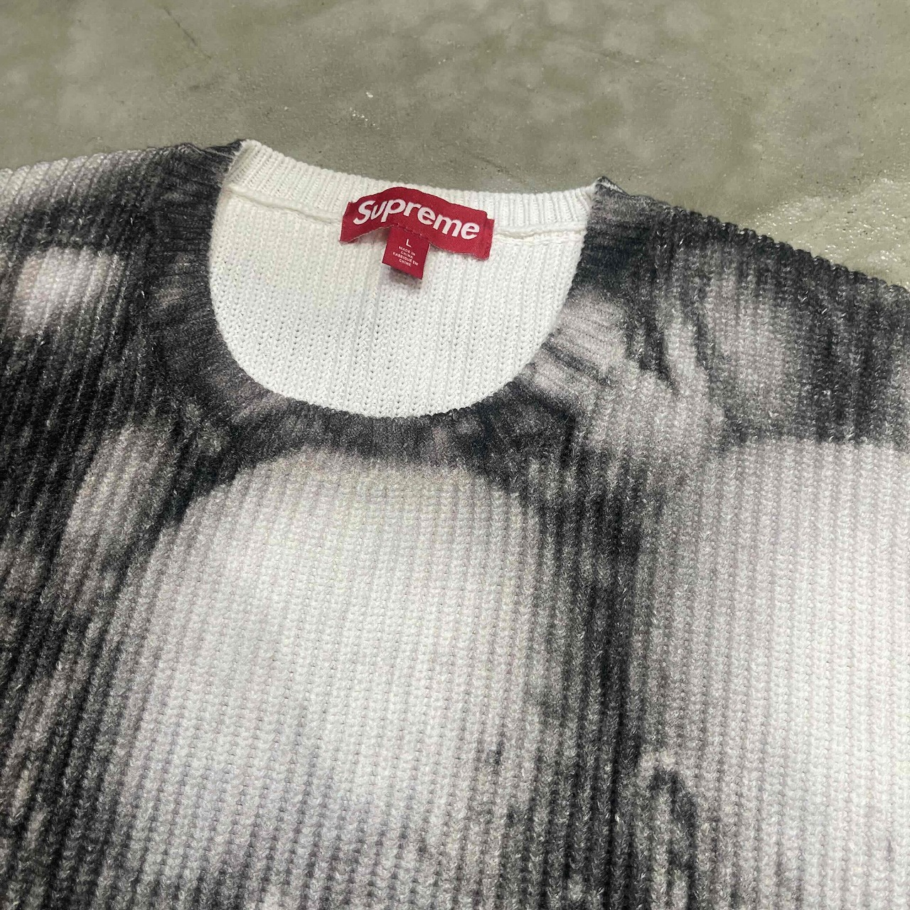 楽天市場】Supreme 23aw H.R.Giger Sweater Size-L シュプリーム