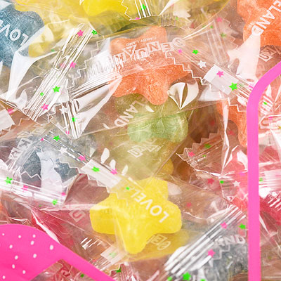 楽天市場】扇雀飴本舗 スターキャンデー・ラブランド { 駄菓子 お菓子