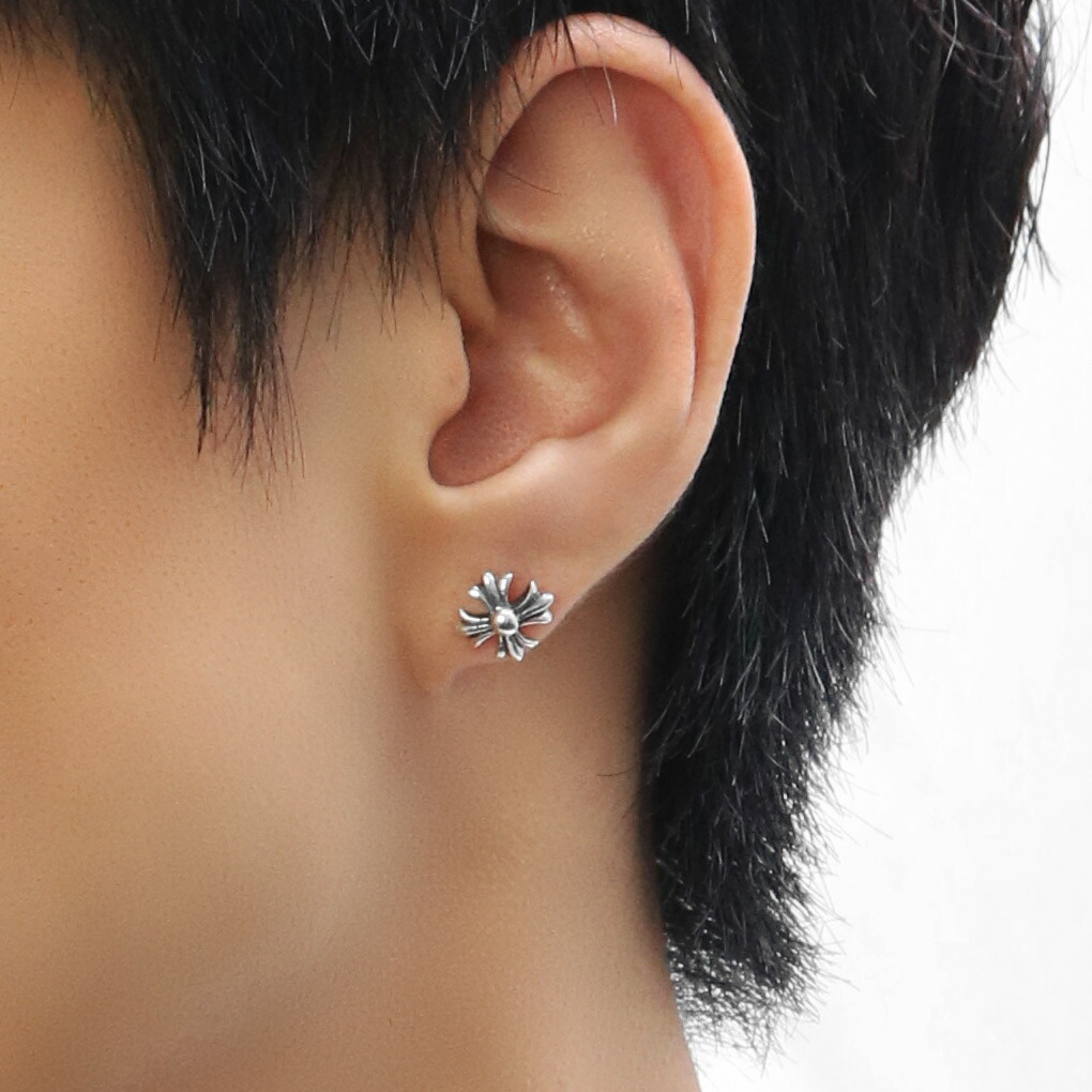 楽天市場】リリークロス ピアス 1P 片耳用 シルバー 925 クロス 十字架