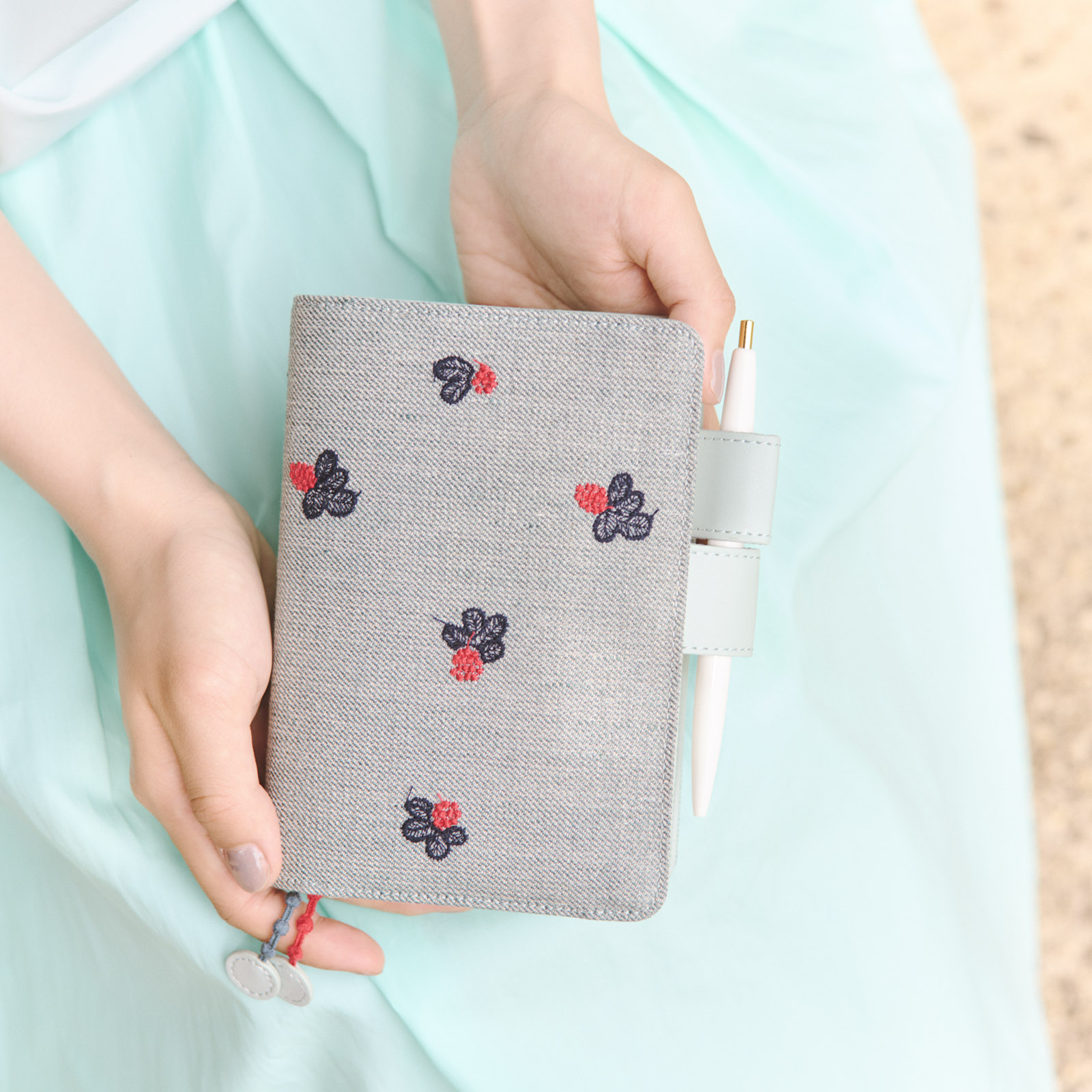 楽天市場】ほぼ日手帳 / 手帳カバー / オリジナル［A6サイズ］ミナ