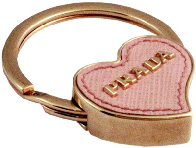 楽天市場】PRADA プラダ キーリングハートモチーフレターロゴレッド