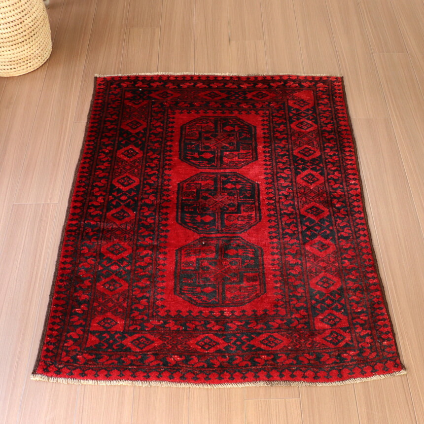 楽天市場】手織り絨毯 赤 トルクメン エルサリ族 131×101cm 【OUTLET