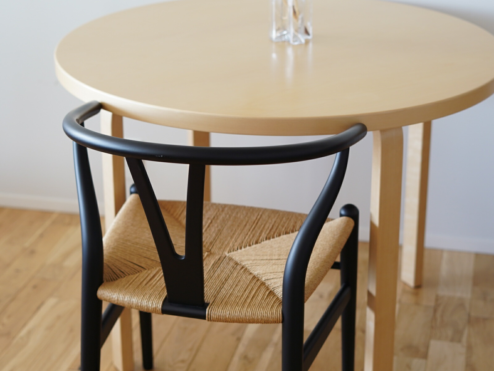 楽天市場】Yチェア ソフト CH24 ビーチ SOFT BLACK マットブラック 座