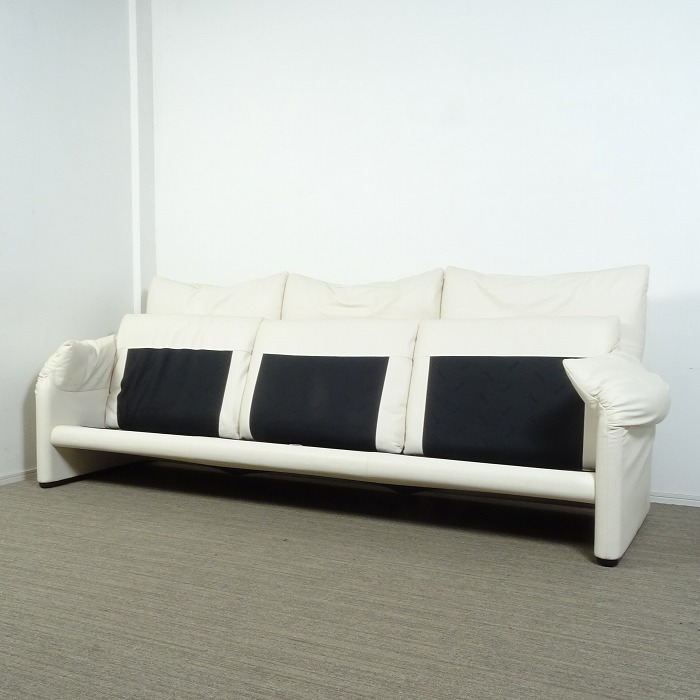 楽天市場】【中古】【展示美品】Cassina(カッシーナ) 675 MARALUNGA