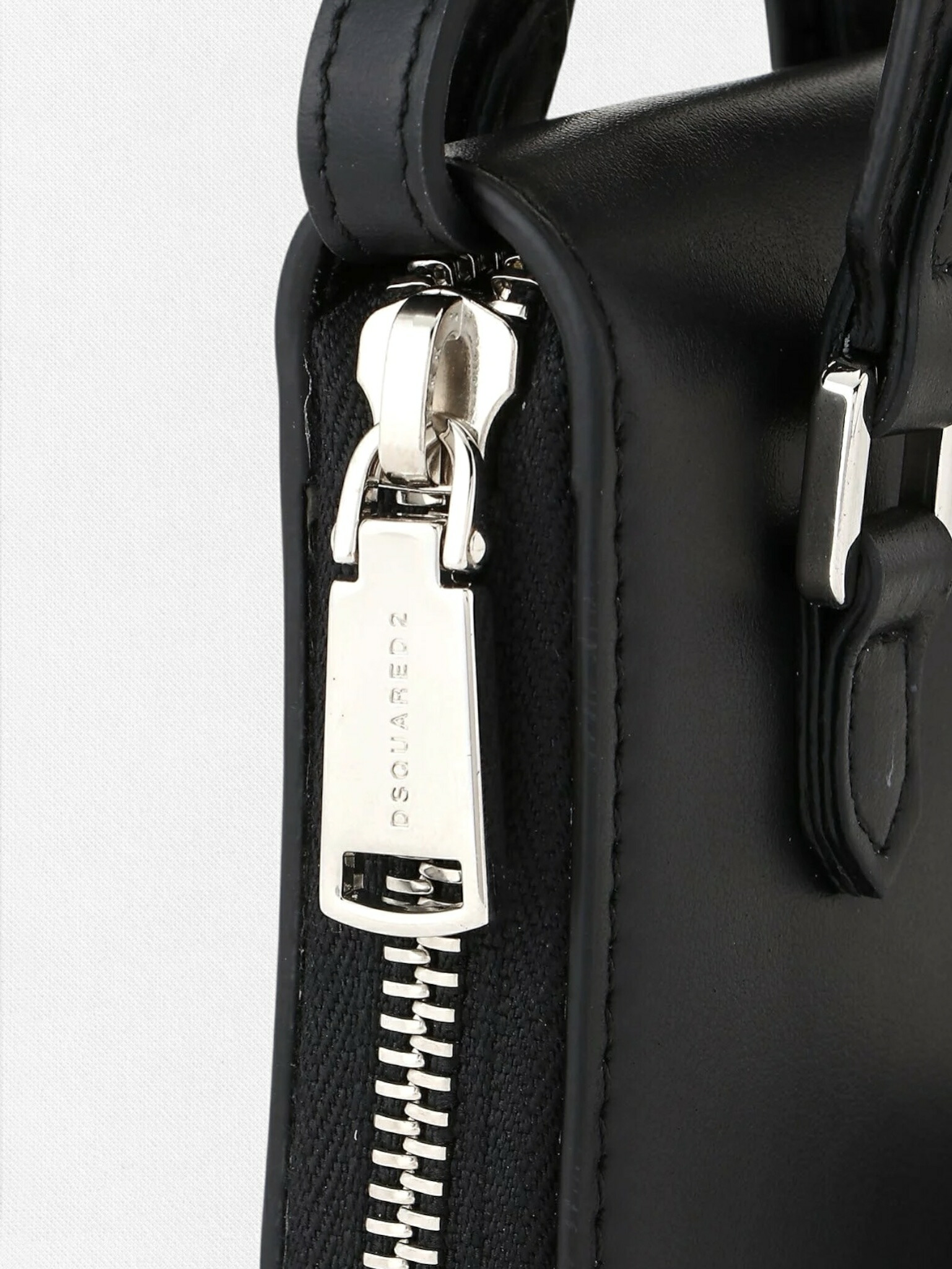 楽天市場】【定価102,300円(税込)】DSQUARED2 ディースクエアード 大人