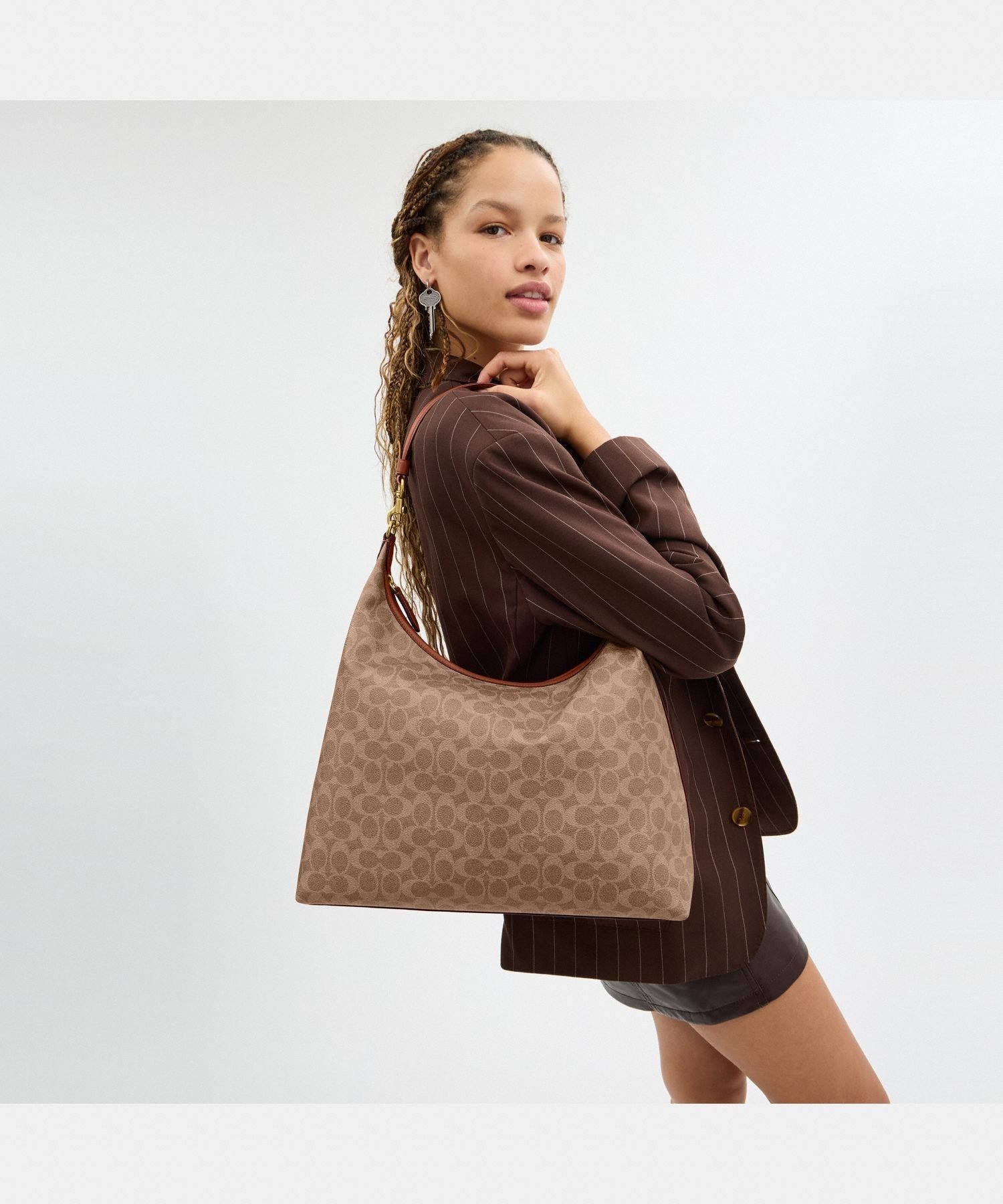 COACH｜【公式】ジュリエット ショルダー バッグ 38・シグネチャー