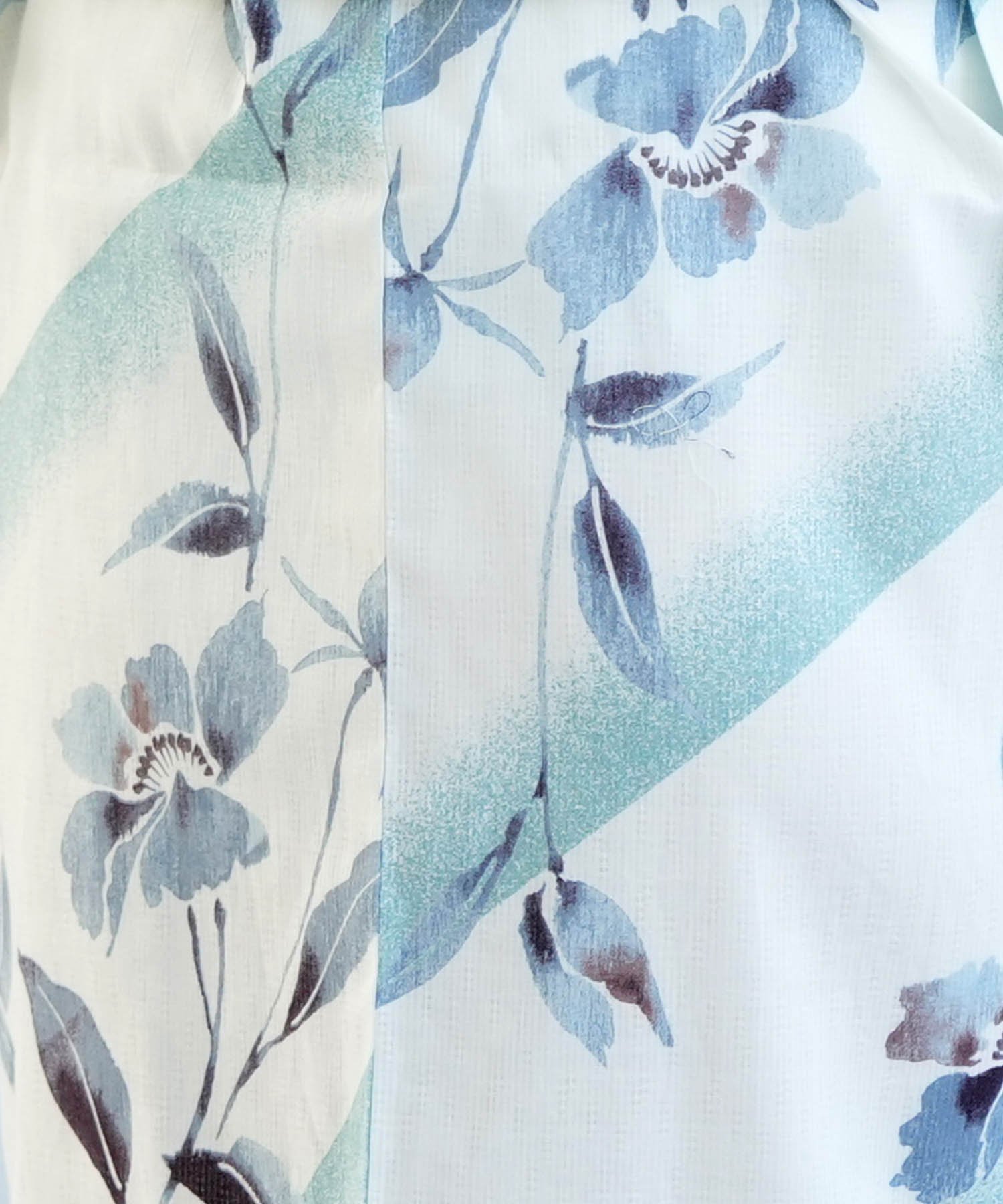 utatane｜utatane 高級変わり織 浴衣3点セット 淡いミントの霧ぼかし花