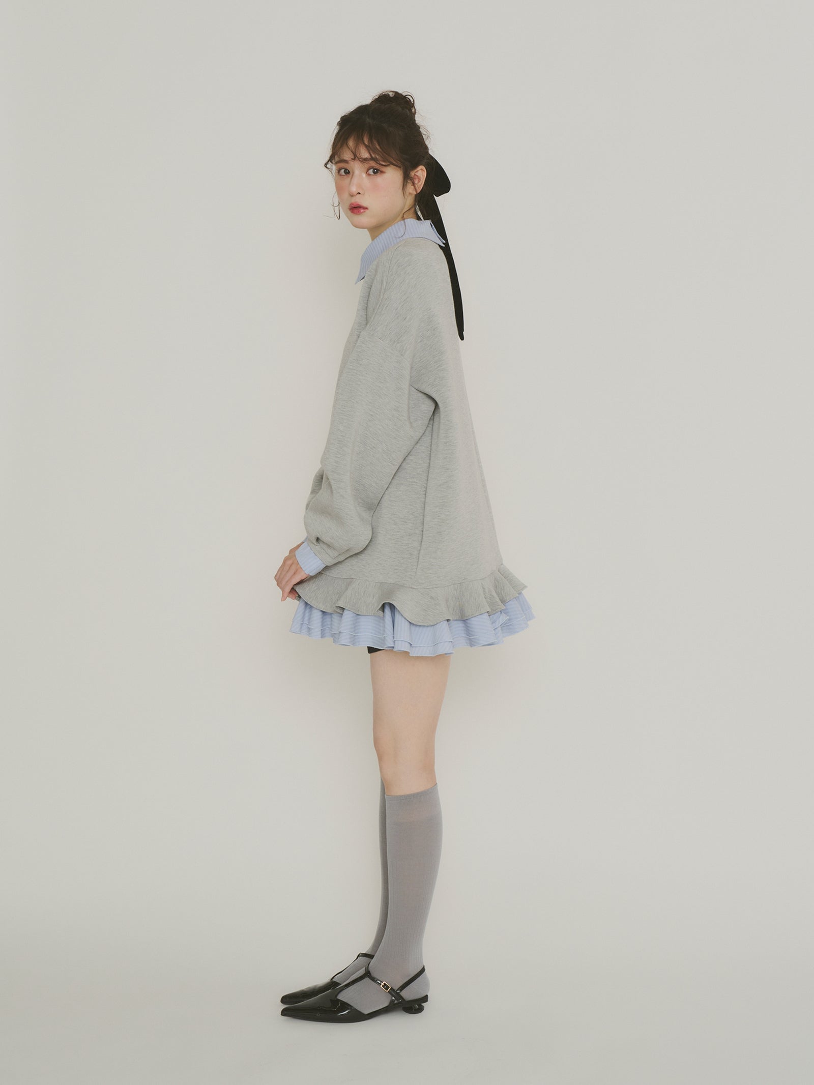 Olu.｜フリルレイヤードダンボールスウェット | Rakuten Fashion(楽天