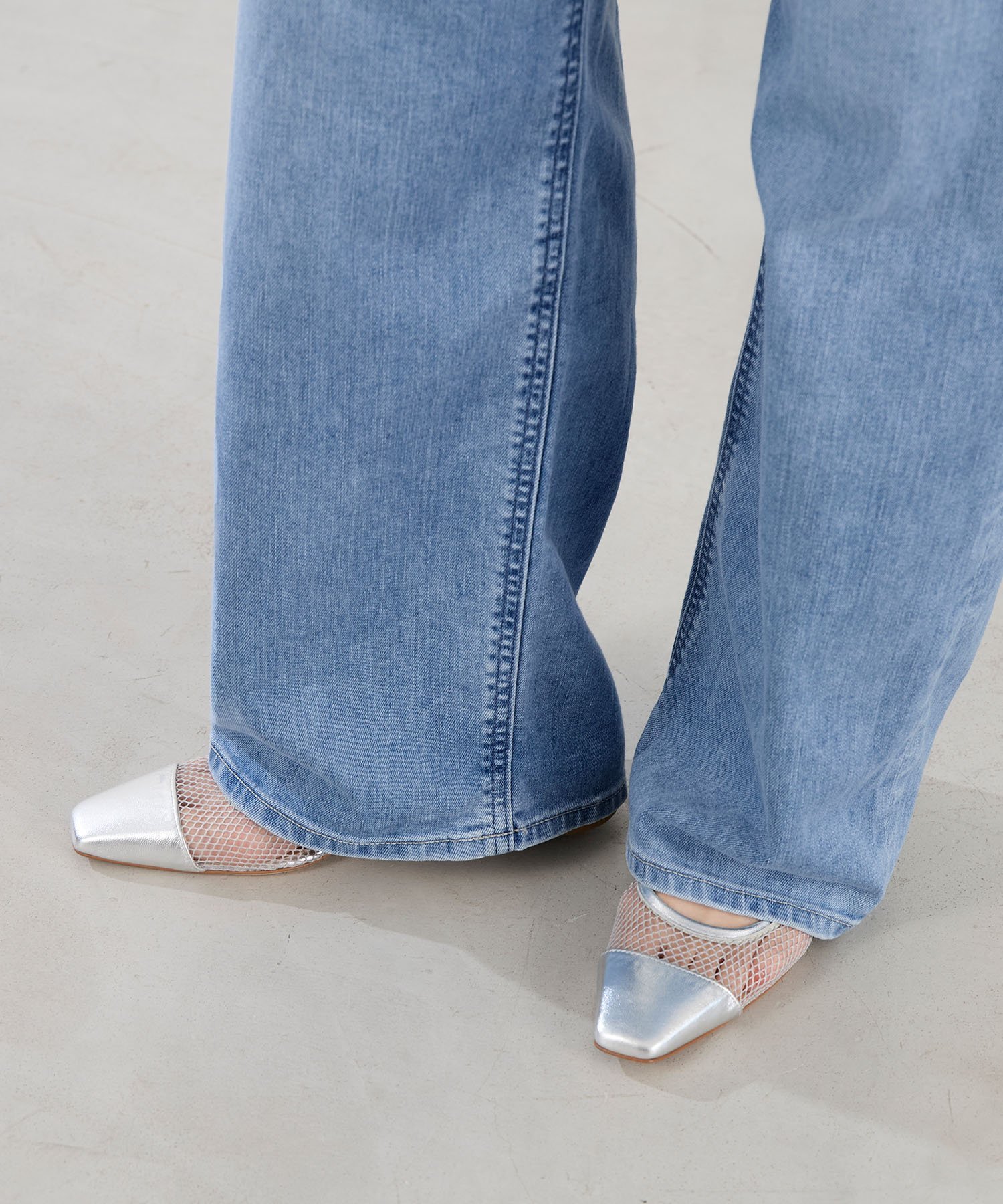 MICA＆DEAL｜【YANUK】AIRY Really Light ルーズストレートデニム-Joan