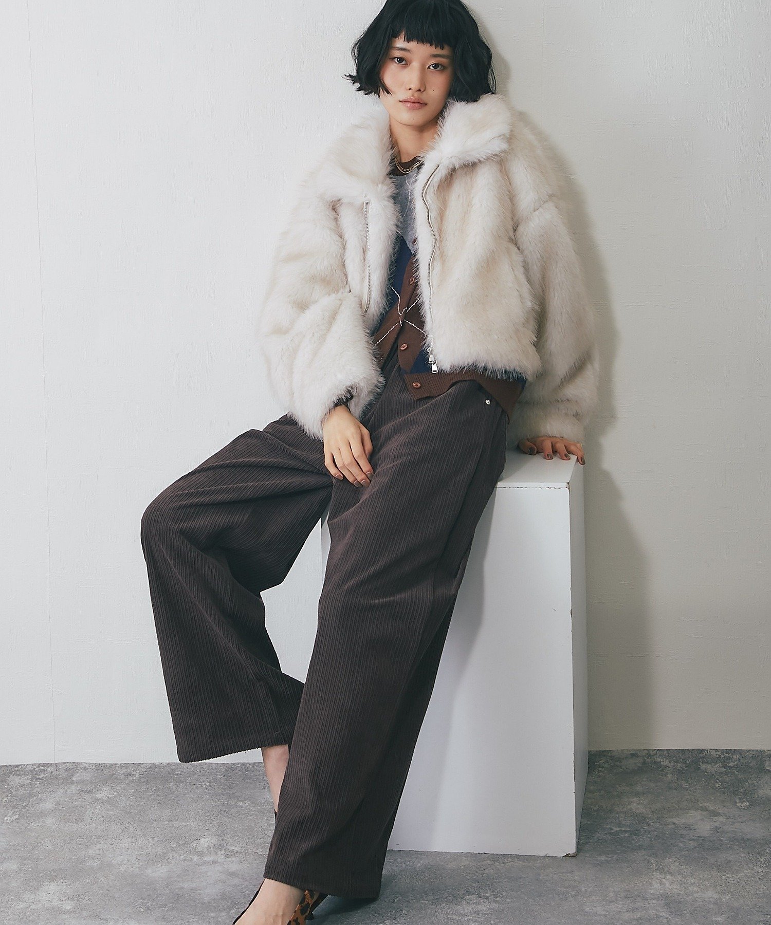 SMILE ORCHID｜ミックスファーショート丈ジャケット | Rakuten Fashion