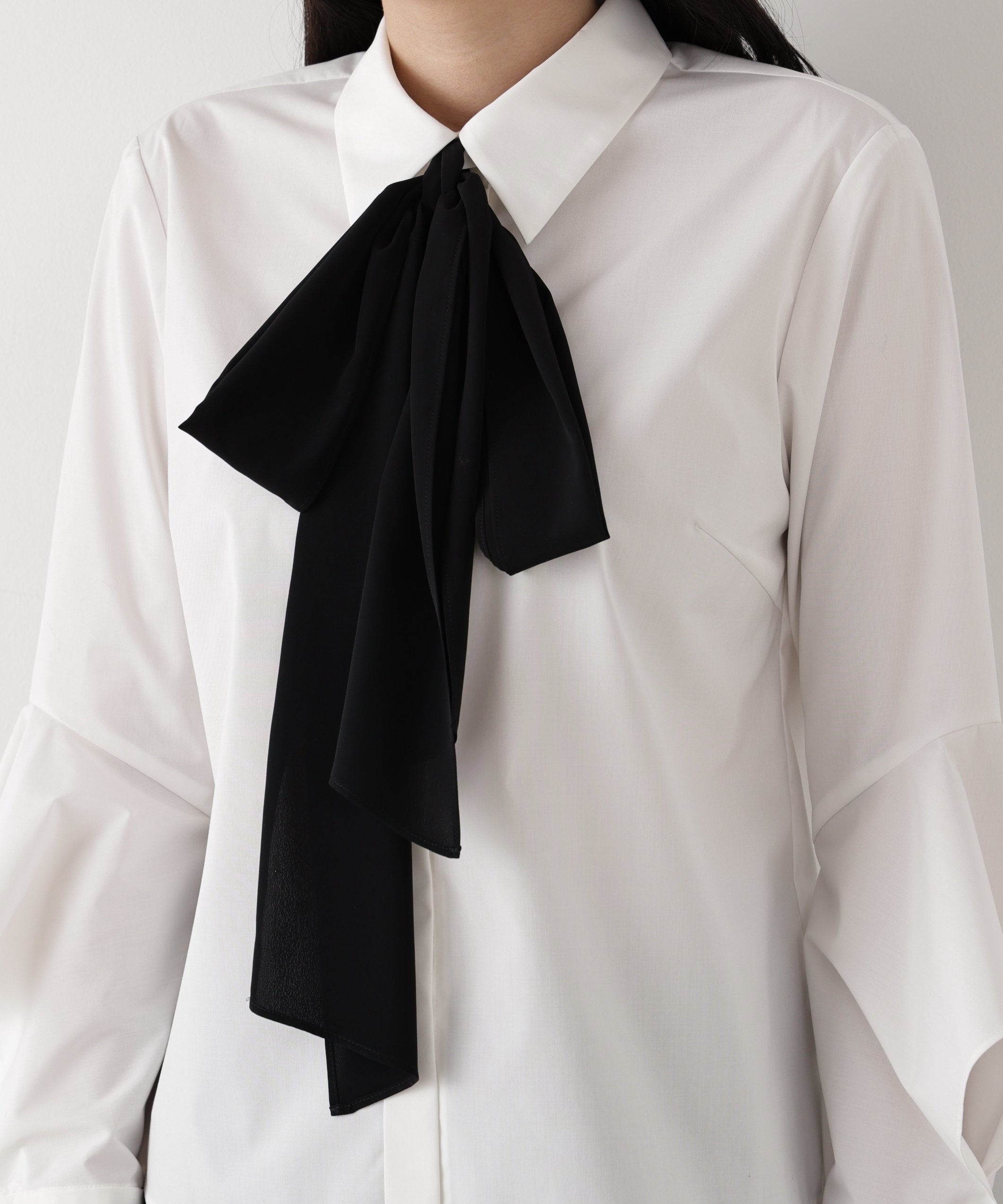 PINKY&DIANNE｜◇ラッフルスリーブリボンブラウス | Rakuten Fashion