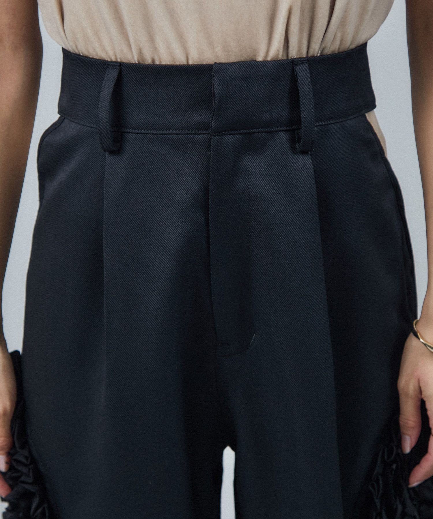 SALON adam et rope'｜【VELVETY INDIGO BLUE BLACK】NUT PANT