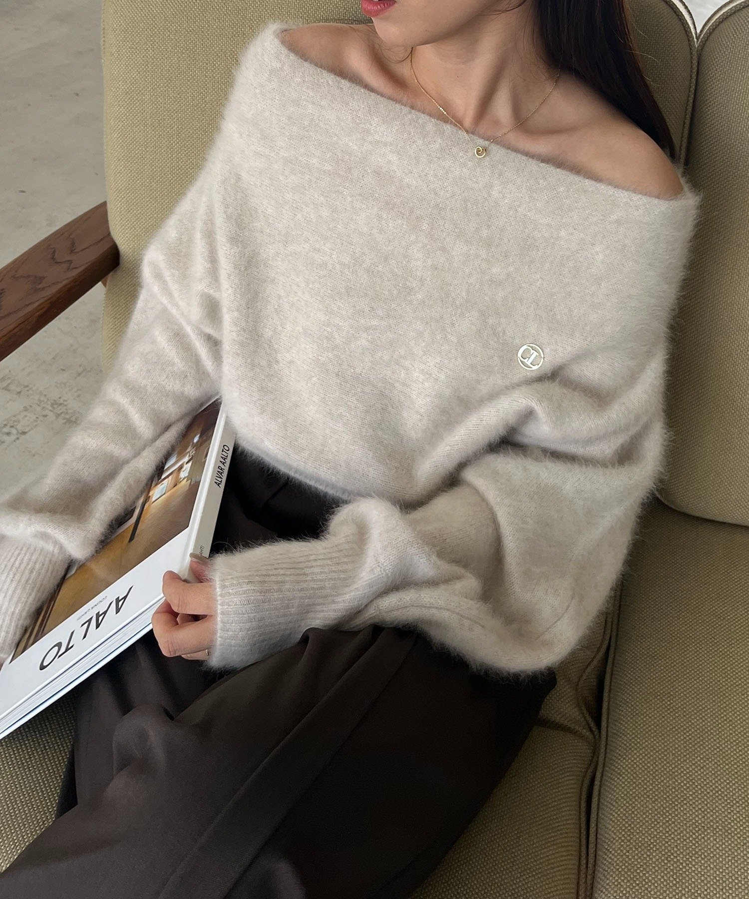 【C.L】 FOXカシミアボートネックニットオフホワイト カプリシュレマージュ CAPRICIEUX LE'MAGE（カプリシューレマージュ）の「【C.L】FOXカシミア